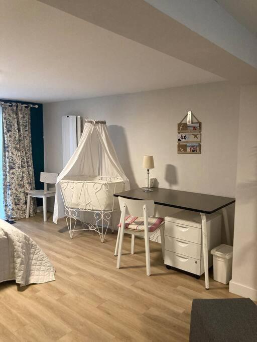 30Mn De Paris St Lazare En Train, Studio 42 M2 Verneuil-sur-Seine Bagian luar foto